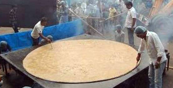 विश्व की सबसे बड़ी चपाती (World's Biggest Bhapati)